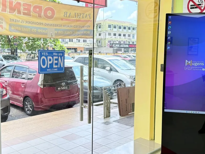 Pathlab reception digital standee Ampang Selangor