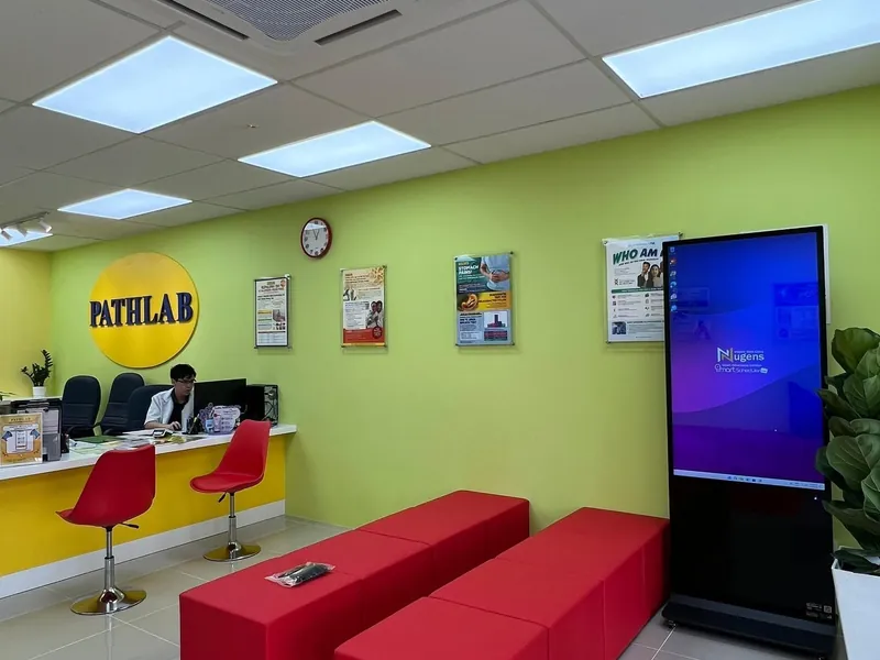 Pathlab digital standee Sri Gombak Selangor