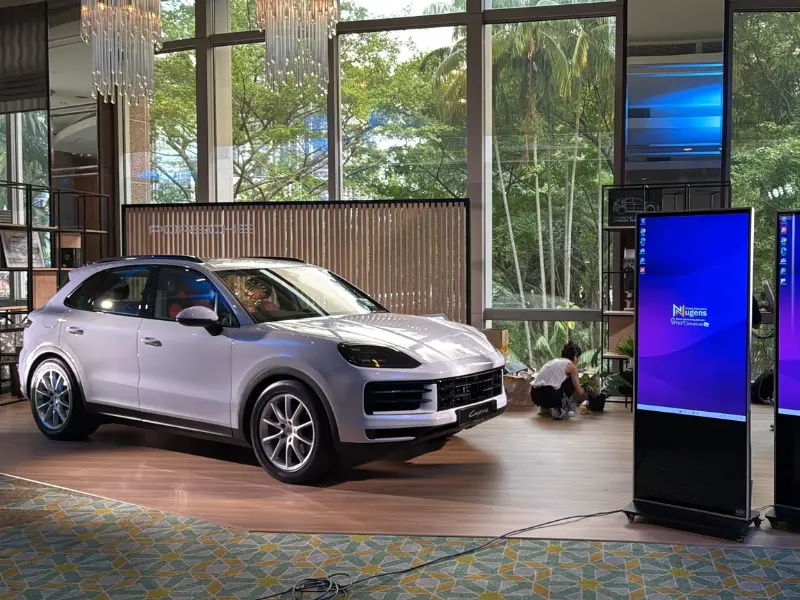 Luxury auto showroom digital signage Malaysia